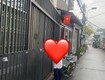 Cho thuê nhà mặt nguyên căn có gác, có thể kinh doanh và ở lại. 