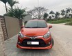 2 Bán xe Toyota Wigo 2018 số tự động màu cam.