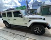 1 Chính chủ bán Xe Jeep Wrangler Rubicon 4 cửa màu trắng