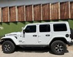 4 Chính chủ bán Xe Jeep Wrangler Rubicon 4 cửa màu trắng