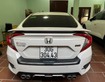 3 Bán  Honda Civic RS đăng ký tháng 4/2020  mới hết bảo hành được 4 tháng .