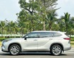 13 Bán Toyota Highlander Limited Hybrid 2021 full kịch đồ, màu bạc