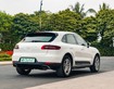 1 Porsche Macan 2015  Odo: 80,000km.