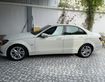 1 Mercedes C200. 2011. màu trắng. giá tốt