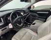 5 Cần bán xe Toyota Highlander LE sản xuất năm 2017 đăng ký 2019 tên cty có VAT. Xe đi hơn 2 vạn mile