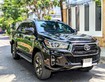 Bán xe Toyota Hilux 2019, số tự động 2 cầu 4x4, màu đen