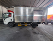 1 Isuzu QKR210 1t9 thùng kín dài 3m6 đời 2024