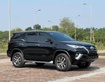 2 Chính chủ bán xe Toyota Fortuner 4x4 máy xăng sản xuất 2019 nhập khẩu.