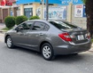 2 Honda Civic model 2013 , 1.8AT màu xám