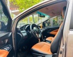 3 Gia đình tôi cần bán chiếc xe ô tô Toyota Innova 2.0E màu xám vàng 2020