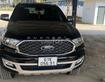 Ford Everest 2022 7 chỗ màu đen
