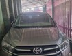Bán xe Toyota Innova 2.0E màu xám bạc, sản xuất năm 2019,