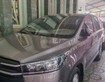 1 Bán xe Toyota Innova 2.0E màu xám bạc, sản xuất năm 2019,