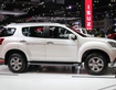 4 Isuzu MU-X 3.0AT 7 chỗ nhập khẩu nguyên chiếc.