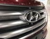 2 Hyundai SantaFe giảm ngay 130 triệu tiền mặt, tặng gói phụ kiện 30 triệu đồng