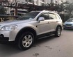 Chevrolet Captiva LT màu bạc như mới