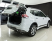 3 Nissan  X-TRAIL 2.5 4WD giá hấp dẫn khuyến mãi lớn cuối năm 2020