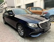 Bán xe Mercedes E200 sản xuất 2019, màu xanh Cavansite nội thất Nâu, chạy lướt 5222 km giá rẻ