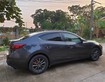 1 Cần bán xe Mazda3 sản xuất 2016, số tự động màu xám.