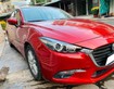 4 Mazda3 sản xuất 2018, số tự động, màu đỏ.