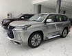 1 Lexsus LX570 Super Sport sản xuất 2020 màu vàng, xe có sẵn giao ngay.