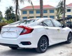 2 Honda Civic - Ưu đãi sập sàn tháng 8