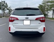 3 Gia đình bán Kia Sorento 2017, số tự động, máy dầu, Full DATH, màu trắng tinh khôi.