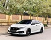 1 Nhà cần bán Honda Civic Rs 2019 bản Full option màu trắng ngọc trinh.