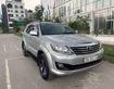 1 Bán xe hãng Toyota Đi được 10000 km, bốn lốp đã thay còn rất mới,