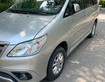 Cần bán xe innova e