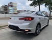 Elantra có xe giao nhanh, ưu đãi giảm thuế