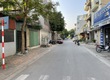 Cần bán gấp lô đất 50m2 mặt chính phố Nguyễn Văn hưởng, phường Giang Biên, kinh doanh được....