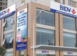 Cho thuê 120   550 tầng 1 ở tòa nhà Duy Tân làm Bank. shop, vp... 