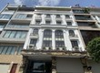 Bán toà căn hộ 3 Sao vườn hoa Nam Trung Yên Dt 184m2 Mt 13m. Giá: 78tỷ 