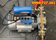 Máy phun thuốc xách tay điều khiển từ xa Turbo TB1100 