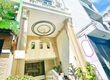 Giảm 12 tỷ chốt 57 tỷ toà nhà 200m2 8Tầng Phan Xích Long, P7 Phú Nhuận 