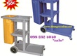 Xe dọn vệ sinh có túi đựng rác 
