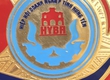 Đĩa đồng đại  logo Hiệp hội doanh nghiệp tỉnh Hưng Yên trên nền mặt trống đồng Đông...