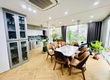 Bán tòa nhà CHDV 600m2 15x40m Nguyễn Gia Trí 6 tầng hầm thang máy 5 tỷ/năm đầu tư...