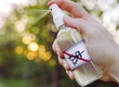 Không Thể Tin Nổi: 10 Mẹo Vệ Sinh Nhà Cửa Bằng Giấm Ăn Giúp Bạn Tiết Kiệm Hàng...