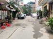 Cho thuê cả nhà kinh doanh Lạc Long Quân  mặt ngõ oto tránh dừng đỗ ngày đêm...