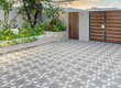 So Sánh Các Loại Gạch Lát Sân Vườn Chống Trơn Phổ Biến 