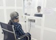 Nghe kém hơn  vì đeo máy trợ thính kém chất lượng 