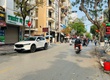 Cho thuê mặt bằng đẹp, trung tâm phố Hai Bà Trưng   300m2 sàn   ngang...
