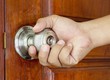 Khóa cửa tay nắm tròn loại nào tốt  Kinh nghiệm chọn mua bền, đẹp và an toàn...