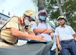 Quy Định Độ Tuổi Đi Xe Máy Điện: 5 Lỗi Vi Phạm Thường Gặp 