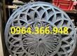 Hoa văn trang trí trong vòng tròn sắt theo phong cách riêng 