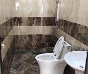 2 Nhỉnh 2 tỷ có nhà đẹp phố nam dư, dt 22mx5 tầng.lh 0971834616