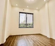 1 Nhỉnh 2 tỷ có nhà đẹp phố nam dư, dt 22mx5 tầng.lh 0971834616