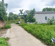 1 Cần bán mảnh đất tặng kèm nhà và công trình trên đất ngay gần sam sung phổ yên